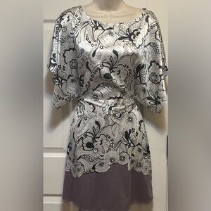 BCBG Silky Floral Print Dolman Sleeve Dress Black & White with Dusty Mauve Hem